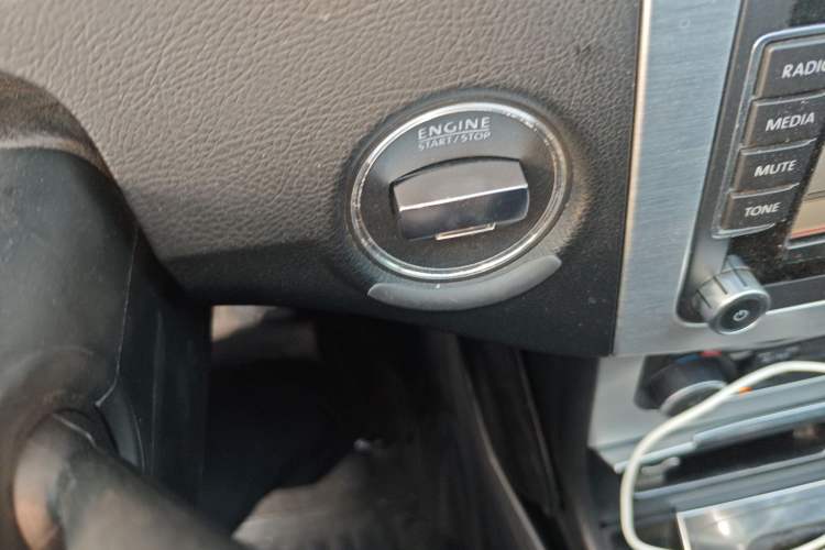 Used Volkswagen FAW-Volkswagen CC 2012 2.0 TSI Luxury Model Vehicle Key