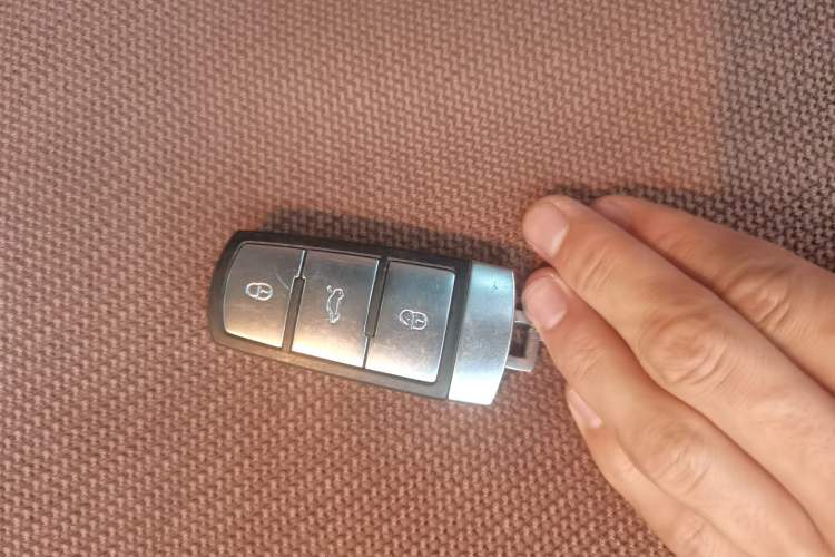 Used Volkswagen FAW-Volkswagen CC 2012 1.8TSI Prestige Model Vehicle Key