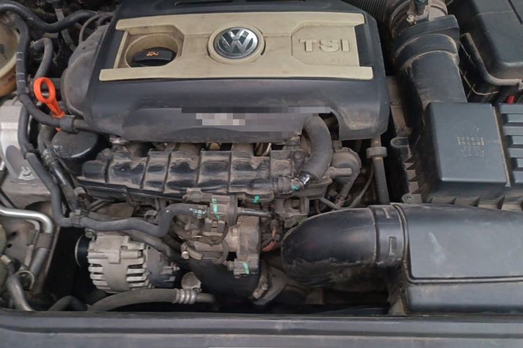 Used Volkswagen FAW-Volkswagen CC 2012 1.8TSI Luxury Model Engine Bay