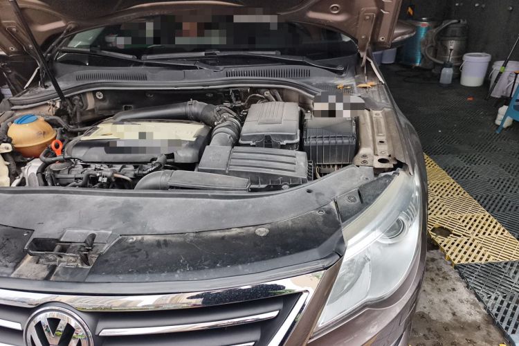 Used Volkswagen FAW-Volkswagen CC 2012 1.8TSI Elite Edition Engine Bay Left