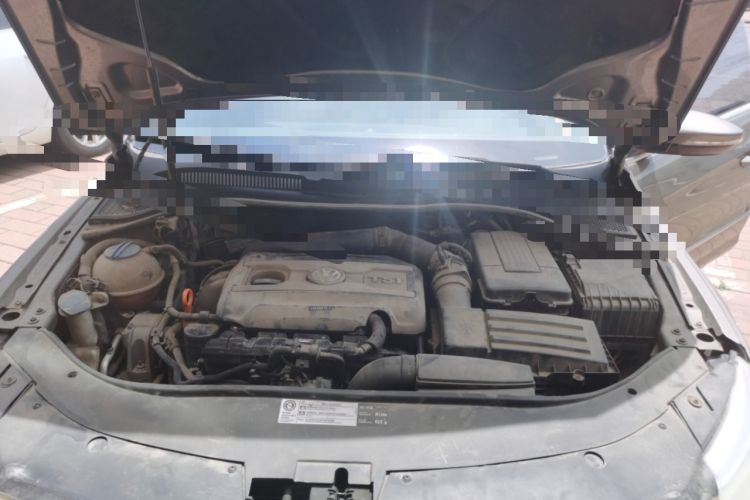 Used Volkswagen FAW-Volkswagen CC 2012 2.0 TSI Luxury Model Engine Bay