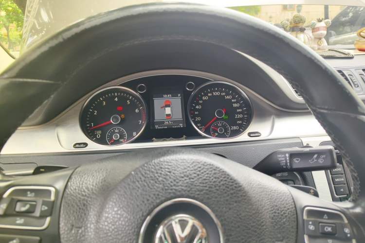 Used Volkswagen FAW-Volkswagen CC 2012 2.0 TSI Luxury Model Instrument Cluster