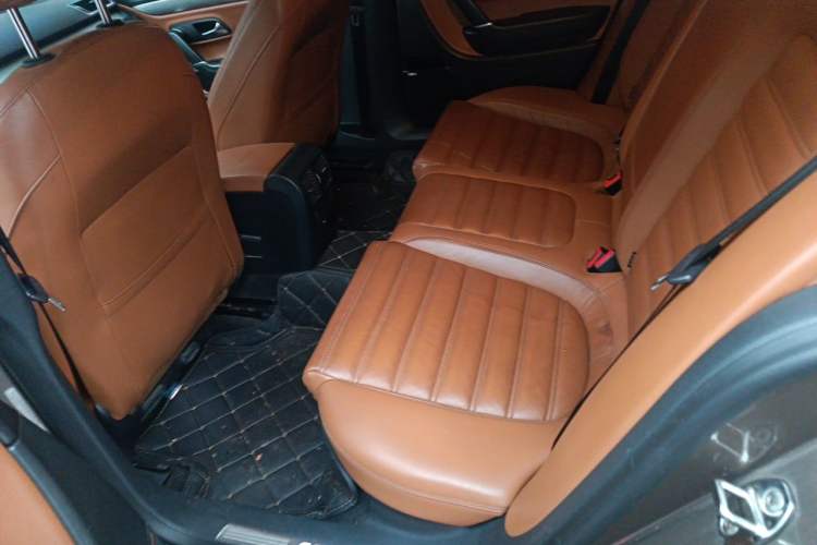 Used Volkswagen FAW-Volkswagen CC 2012 1.8TSI Luxury Model Left Rear Seat