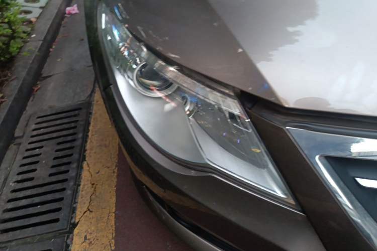 Used Volkswagen FAW-Volkswagen CC 2012 1.8TSI Luxury Model Right Front Headlight