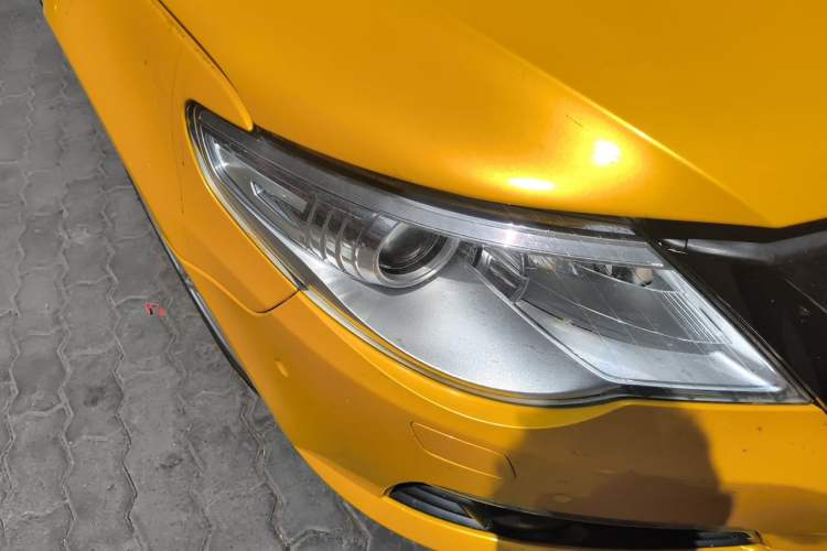 Used Volkswagen FAW-Volkswagen CC 2012 2.0 TSI Luxury Model Right Front Headlight