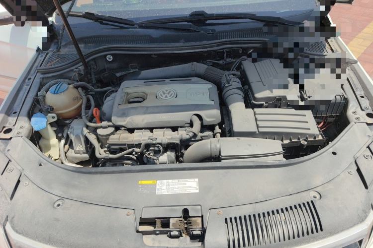 Used Volkswagen FAW-Volkswagen CC 2013 2.0 TSI Luxury Model Engine Bay