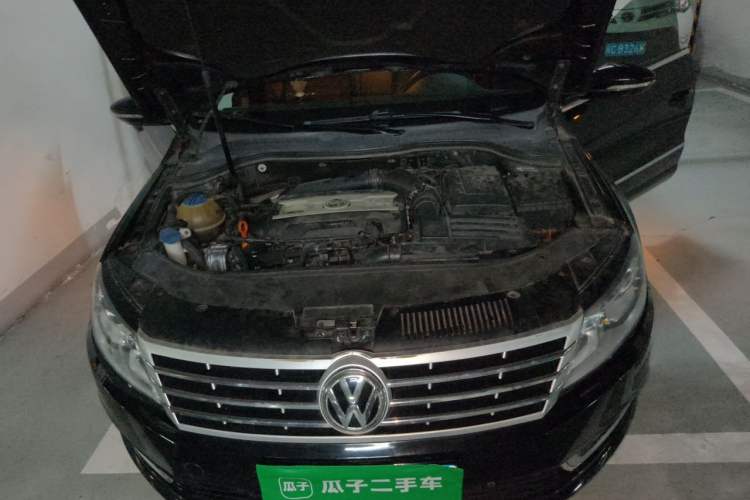 Used Volkswagen FAW-Volkswagen CC 2013 2.0 TSI Ultimate Model Engine Bay