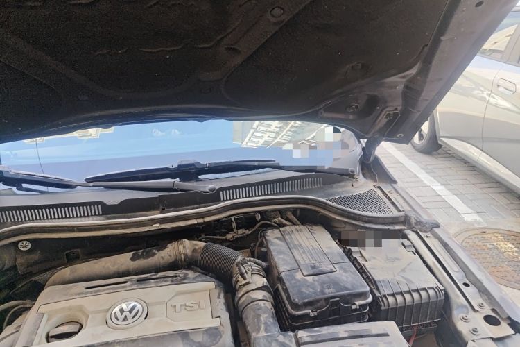 Used Volkswagen FAW-Volkswagen CC 2013 1.8TSI Prestige Model Engine Bay Left