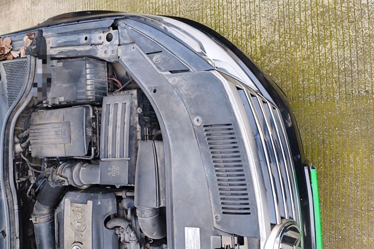 Used Volkswagen FAW-Volkswagen CC 2013 1.8TSI Prestige Model Engine Bay Left