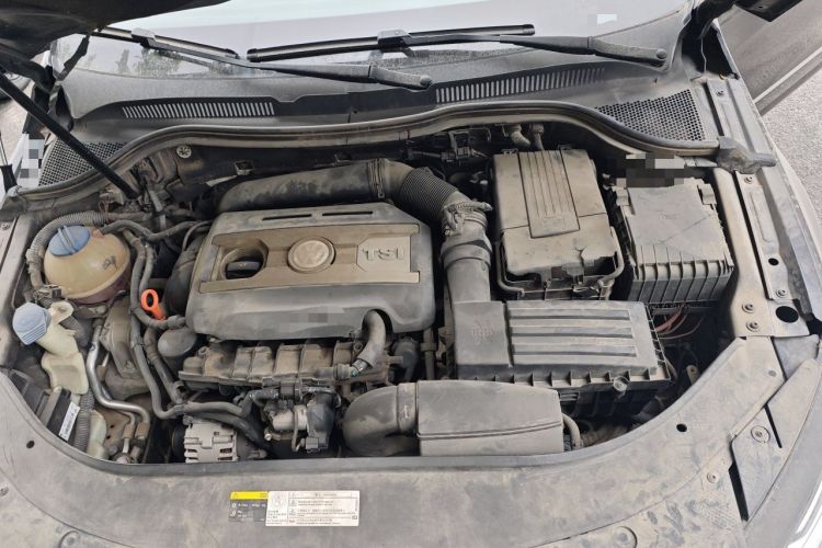 Used Volkswagen FAW-Volkswagen CC 2013 1.8TSI Prestige Model Engine Bay Left
