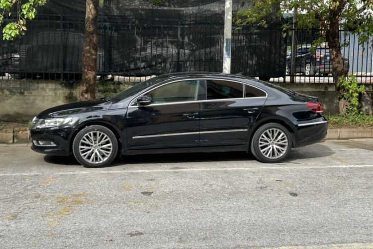 Used Volkswagen FAW-Volkswagen CC 2013 2.0 TSI Ultimate Model Exterior 2