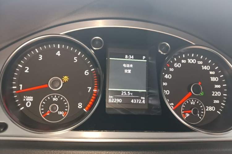 Used Volkswagen FAW-Volkswagen CC 2013 1.8TSI Luxury Model Instrument Cluster