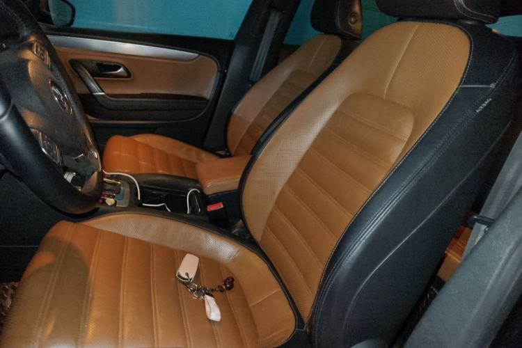 Used Volkswagen FAW-Volkswagen CC 2013 2.0 TSI Ultimate Model Left Front Seat