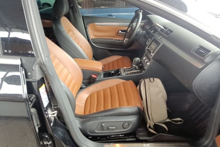 Used Volkswagen FAW-Volkswagen CC 2013 1.8TSI Luxury Model Right Front Seat