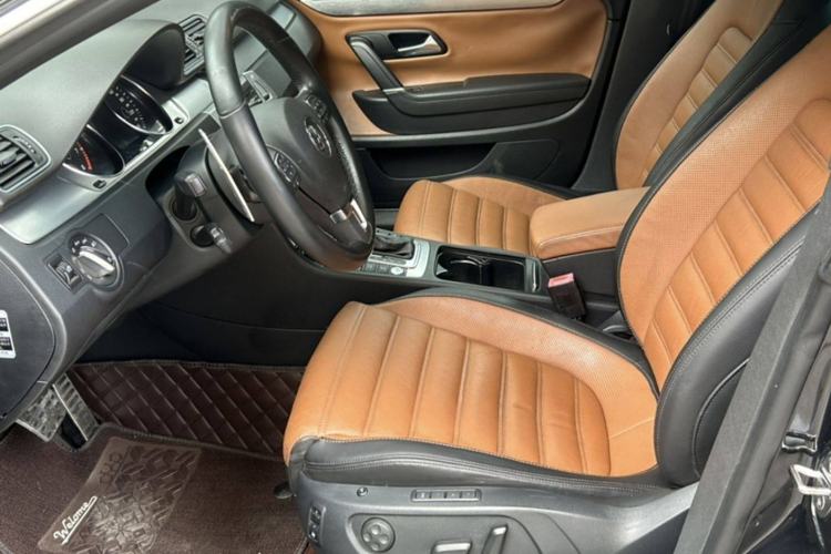 Used Volkswagen FAW-Volkswagen CC 2013 2.0 TSI Ultimate Model Right Front Seat