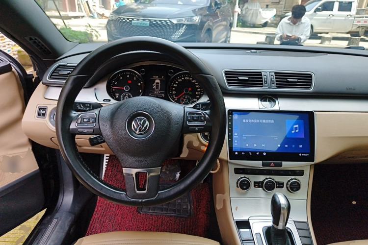 Used Volkswagen FAW-Volkswagen CC 2013 1.8TSI Prestige Model Steering Wheel