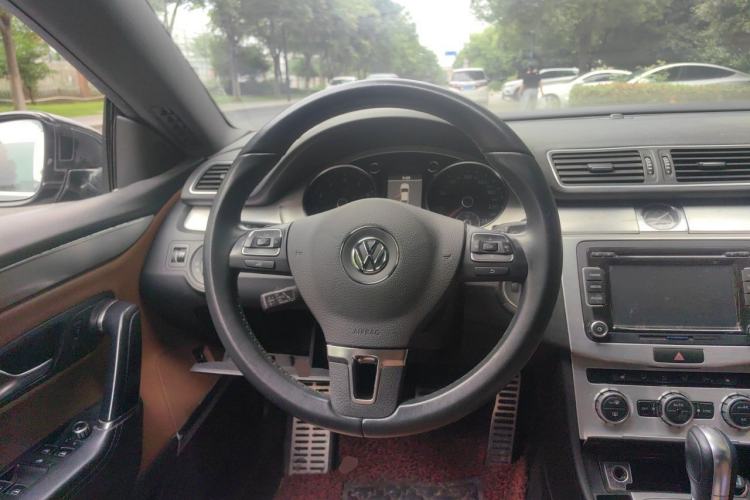 Used Volkswagen FAW-Volkswagen CC 2013 2.0 TSI Ultimate Model Steering Wheel