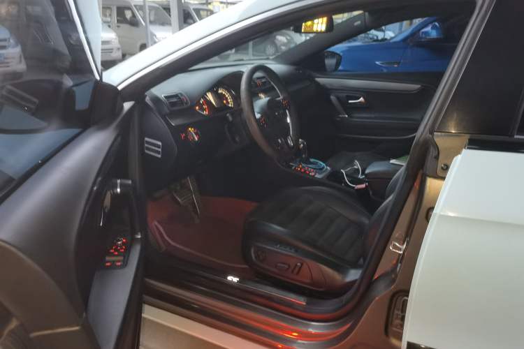 Used Volkswagen FAW-Volkswagen CC 2013 1.8TSI Luxury Model Driver Seat