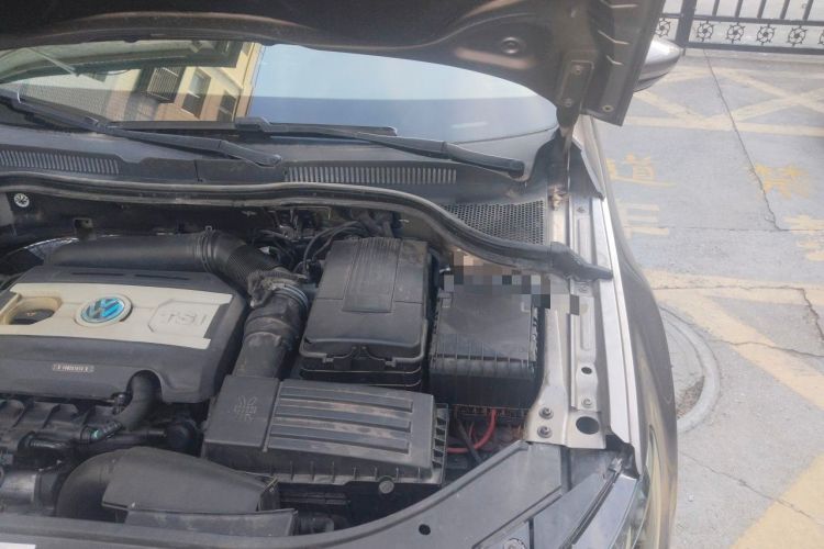 Used Volkswagen FAW-Volkswagen CC 2013 2.0 TSI Prestige Model Engine Bay Left