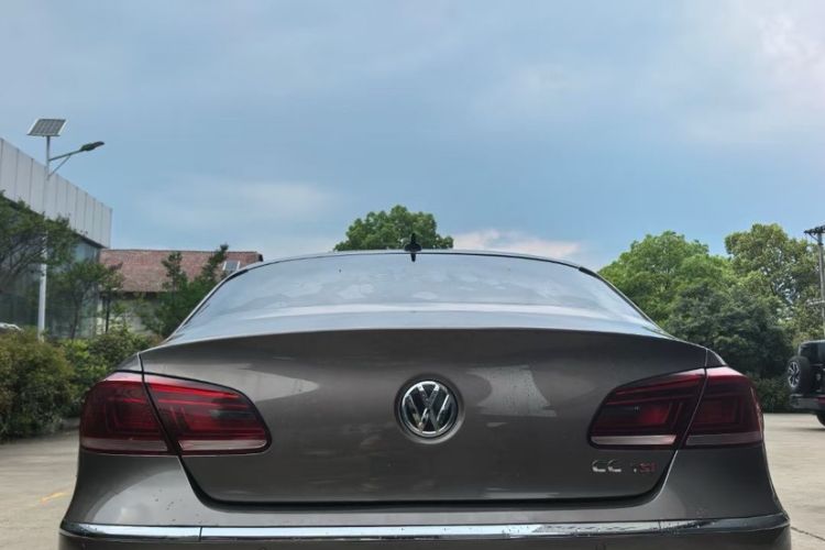 Used Volkswagen FAW-Volkswagen CC 2013 1.8TSI Luxury Model Exterior 3
