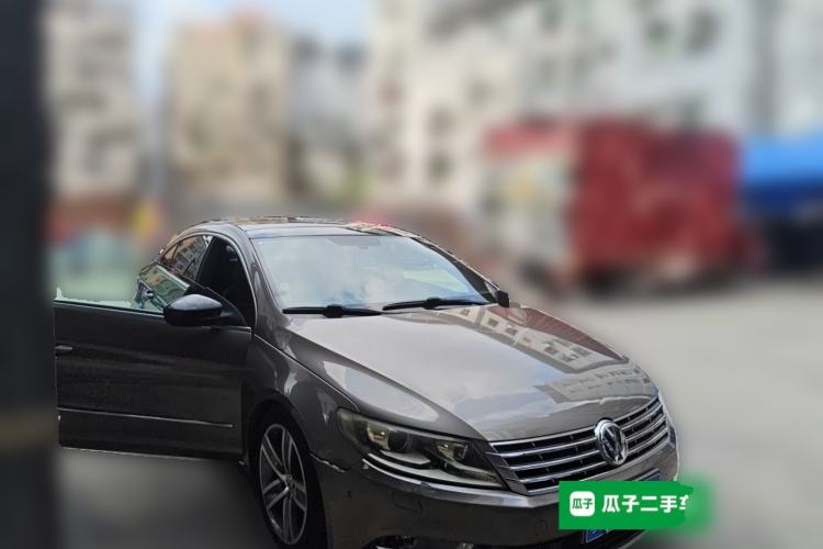 Used Volkswagen FAW-Volkswagen CC 2013 2.0 TSI Luxury Model Front Right 45 Deg