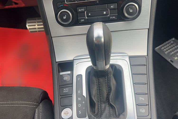 Used Volkswagen FAW-Volkswagen CC 2013 1.8TSI Prestige Model Gear Lever