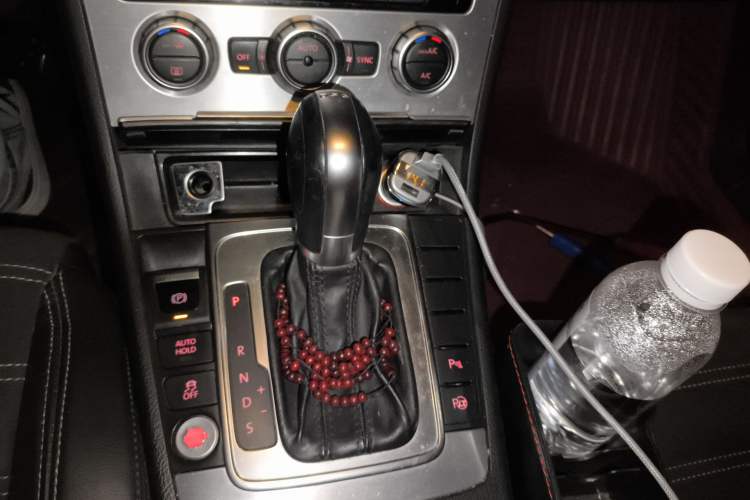 Used Volkswagen FAW-Volkswagen CC 2013 1.8TSI Luxury Model Gear Lever