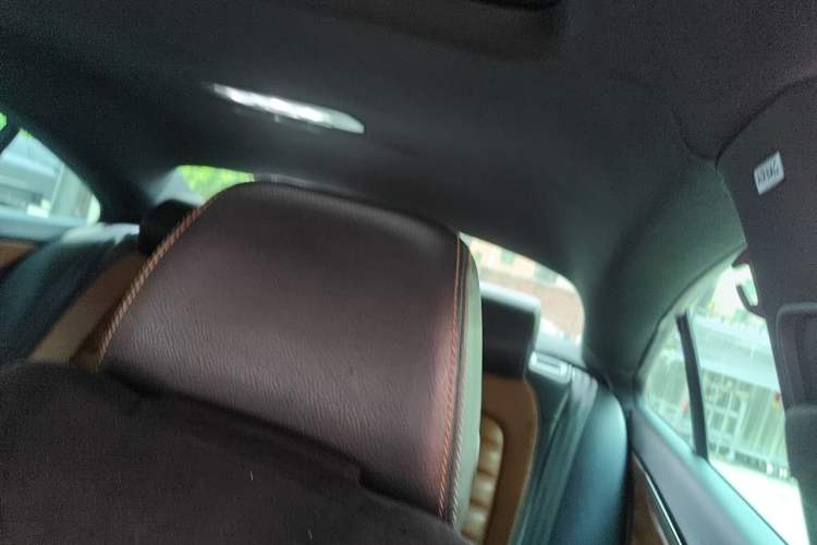 Used Volkswagen FAW-Volkswagen CC 2013 2.0 TSI Luxury Model Headliner