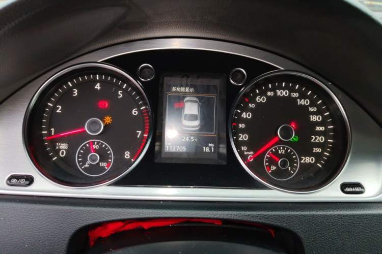 Used Volkswagen FAW-Volkswagen CC 2013 1.8TSI Luxury Model Instrument Cluster