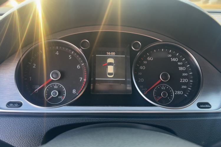 Used Volkswagen FAW-Volkswagen CC 2013 1.8TSI Luxury Model Instrument Cluster