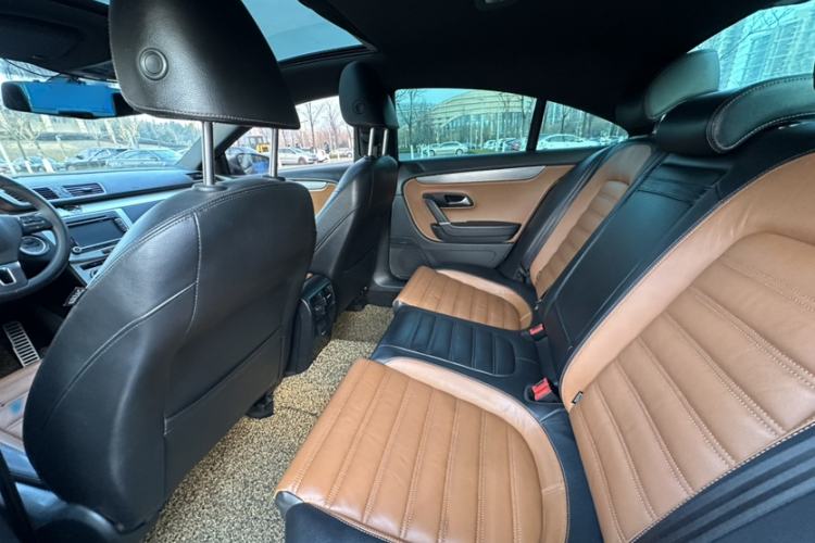 Used Volkswagen FAW-Volkswagen CC 2013 1.8TSI Luxury Model Interior 3