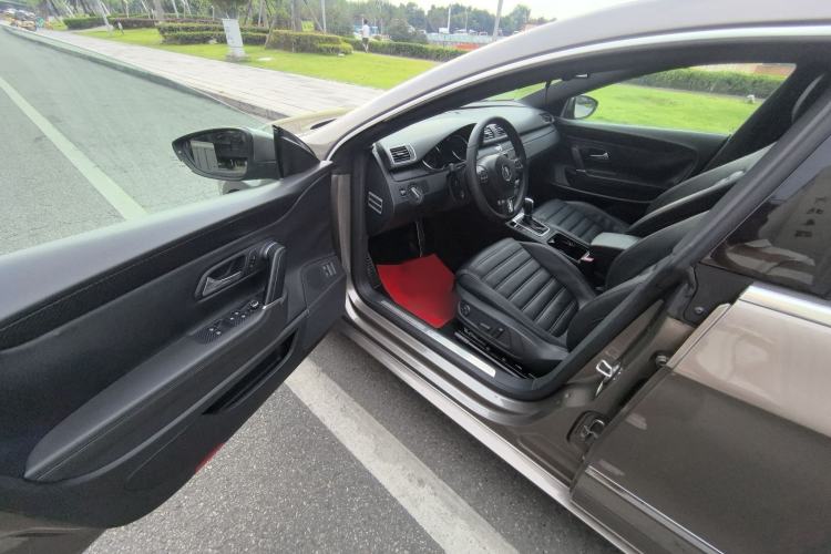 Used Volkswagen FAW-Volkswagen CC 2013 1.8TSI Prestige Model Interior 6