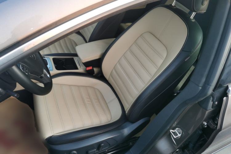 Used Volkswagen FAW-Volkswagen CC 2013 1.8TSI Prestige Model Left Front Seat