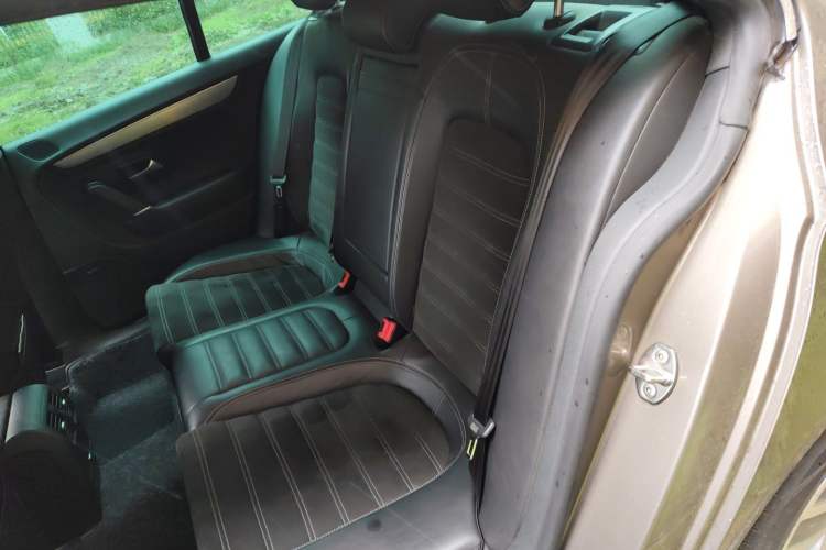 Used Volkswagen FAW-Volkswagen CC 2013 1.8TSI Luxury Model Left Rear Seat
