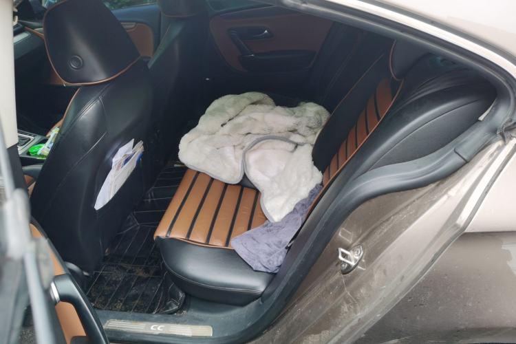 Used Volkswagen FAW-Volkswagen CC 2013 3.0 FSI V6 Left Rear Seat