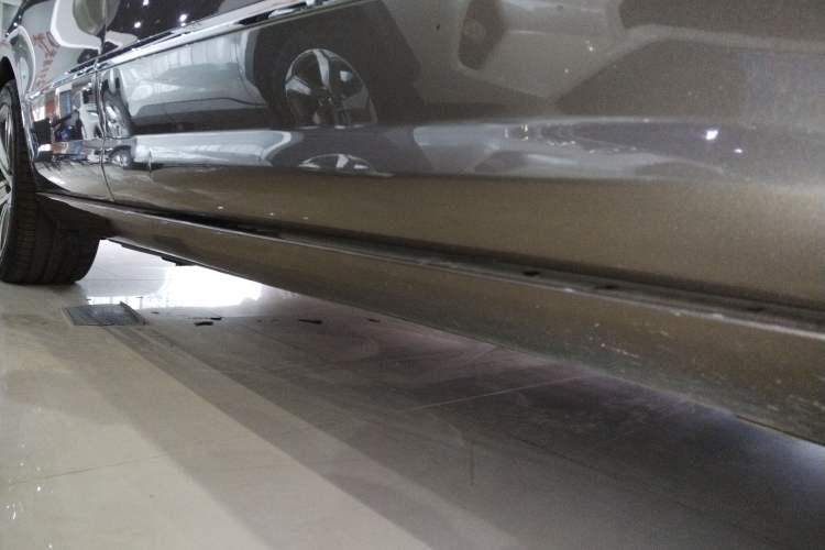 Used Volkswagen FAW-Volkswagen CC 2013 2.0 TSI Luxury Model Right Side Sill