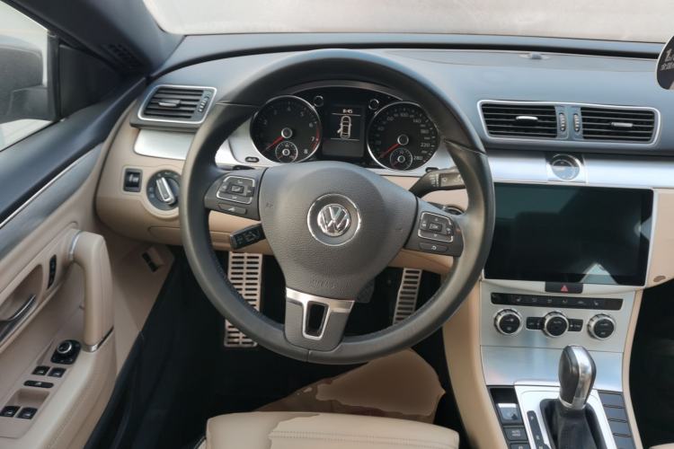 Used Volkswagen FAW-Volkswagen CC 2013 1.8TSI Prestige Model Steering Wheel