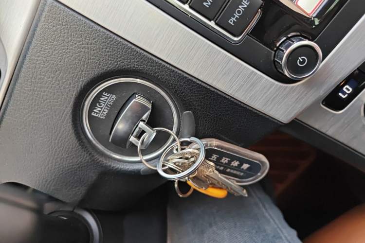 Used Volkswagen FAW-Volkswagen CC 2013 2.0 TSI Luxury Model Vehicle Key