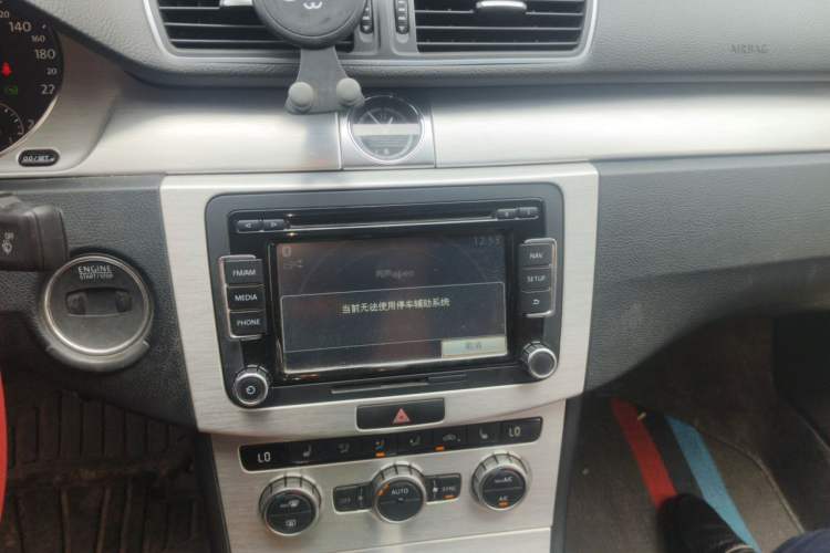 Used Volkswagen FAW-Volkswagen CC 2013 1.8TSI Luxury Model Audio And AC Panel