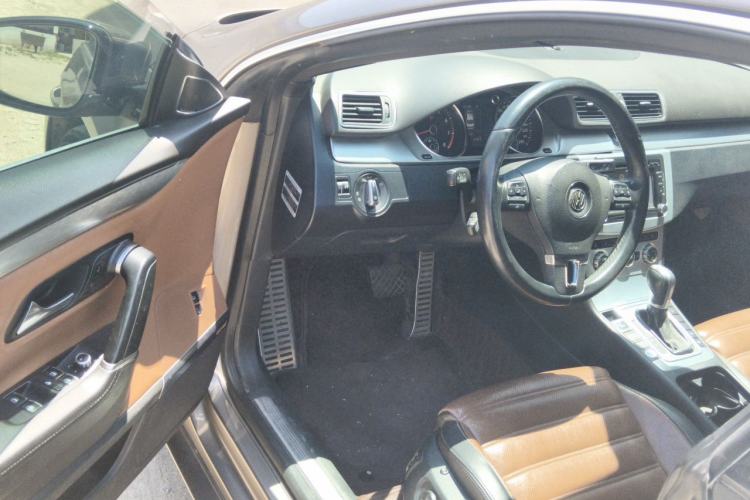 Used Volkswagen FAW-Volkswagen CC 2013 2.0 TSI Ultimate Model Driver Seat