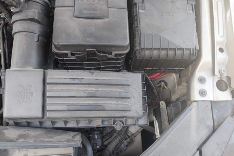 Used Volkswagen FAW-Volkswagen CC 2013 1.8TSI Luxury Model Engine Bay Left