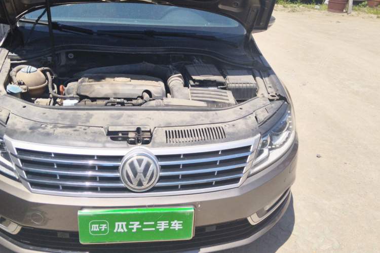 Used Volkswagen FAW-Volkswagen CC 2013 2.0 TSI Ultimate Model Engine Bay Left