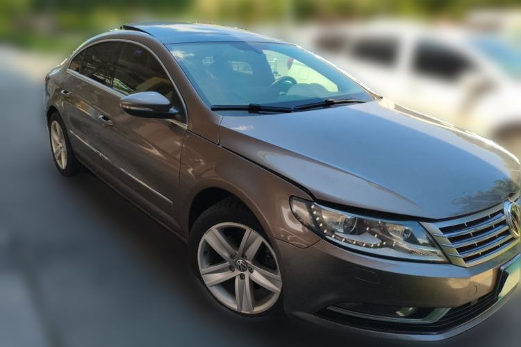 Used Volkswagen FAW-Volkswagen CC 2013 1.8TSI Prestige Model Front Right 45 Deg