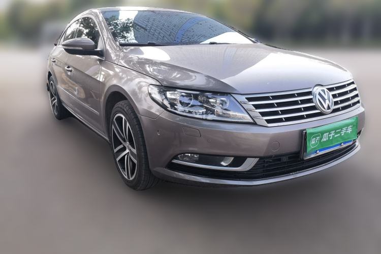Used Volkswagen FAW-Volkswagen CC 2013 2.0 TSI Luxury Model Front Right 45 Deg