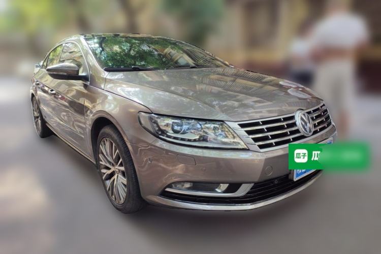 Used Volkswagen FAW-Volkswagen CC 2013 1.8TSI Luxury Model Front Right 45 Deg