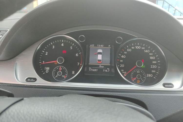 Used Volkswagen FAW-Volkswagen CC 2013 2.0 TSI Luxury Model Instrument Cluster