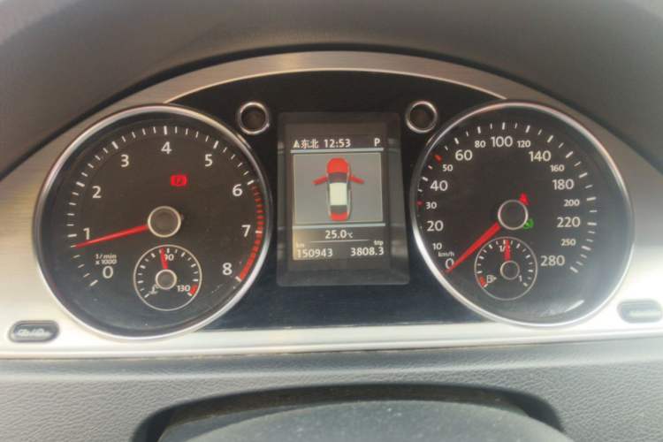 Used Volkswagen FAW-Volkswagen CC 2013 1.8TSI Luxury Model Instrument Cluster