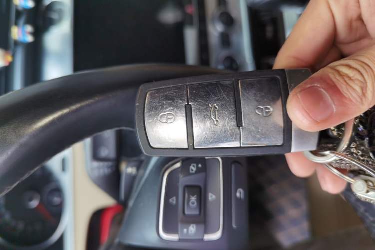Used Volkswagen FAW-Volkswagen CC 2013 1.8TSI Prestige Model Interior 1