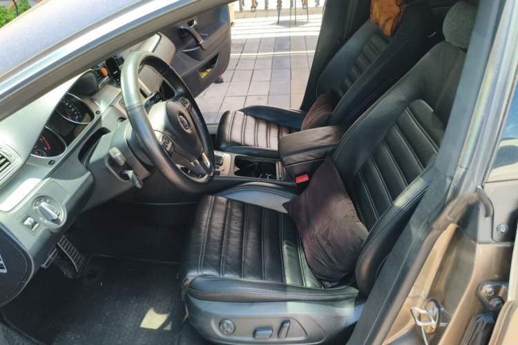Used Volkswagen FAW-Volkswagen CC 2013 1.8TSI Prestige Model Left Front Seat