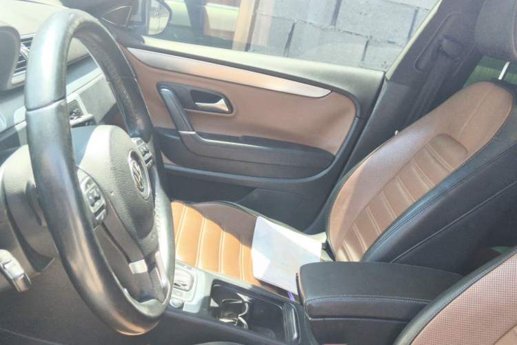 Used Volkswagen FAW-Volkswagen CC 2013 2.0 TSI Ultimate Model Left Front Seat